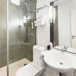 Ibis Styles Centre Place Graslin فندق 3*