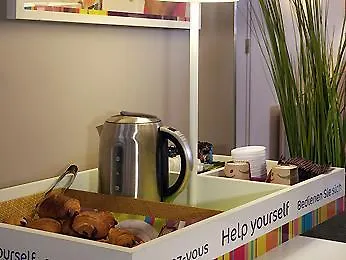 南特中心格拉斯兰广场宜必思尚品酒店 3* 南特